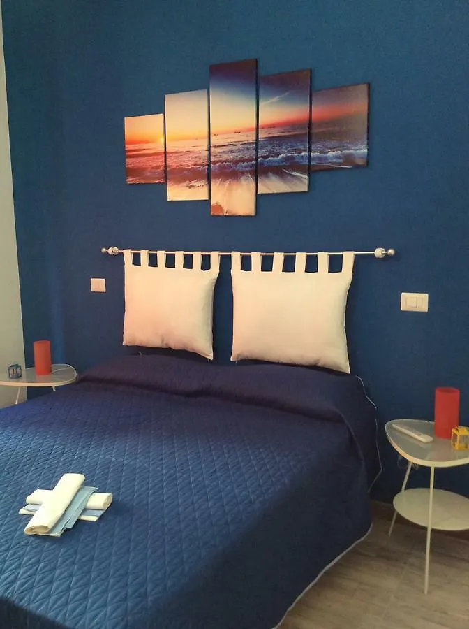 Bed and Breakfast Like Family House Roma 3*,