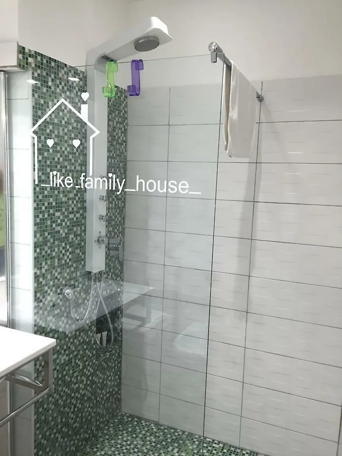 Bed and Breakfast Like Family House Roma Italia