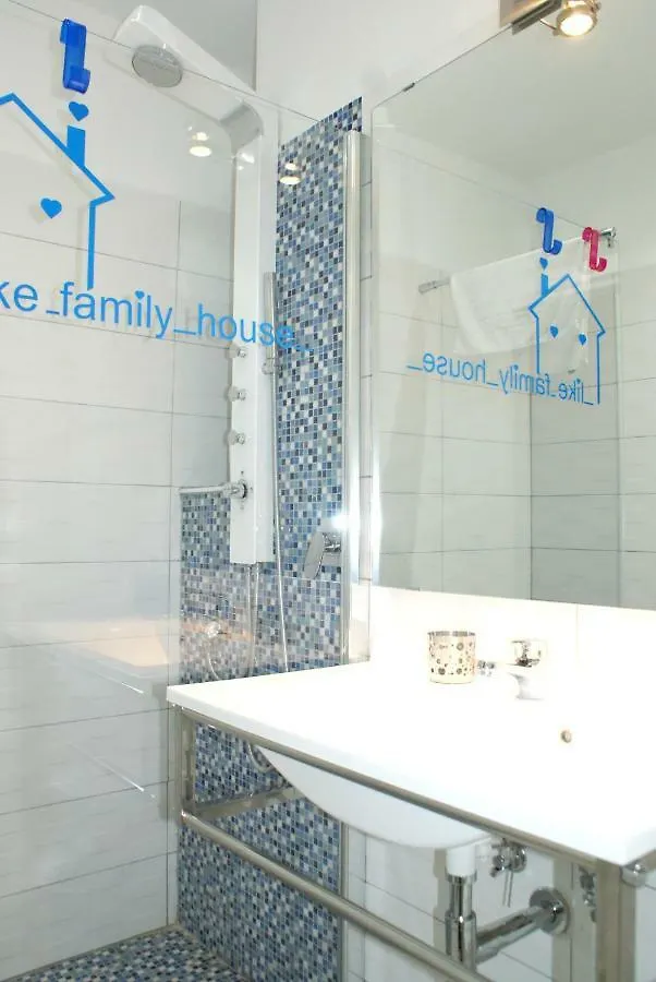 ***  Bed and Breakfast Like Family House Roma Italia